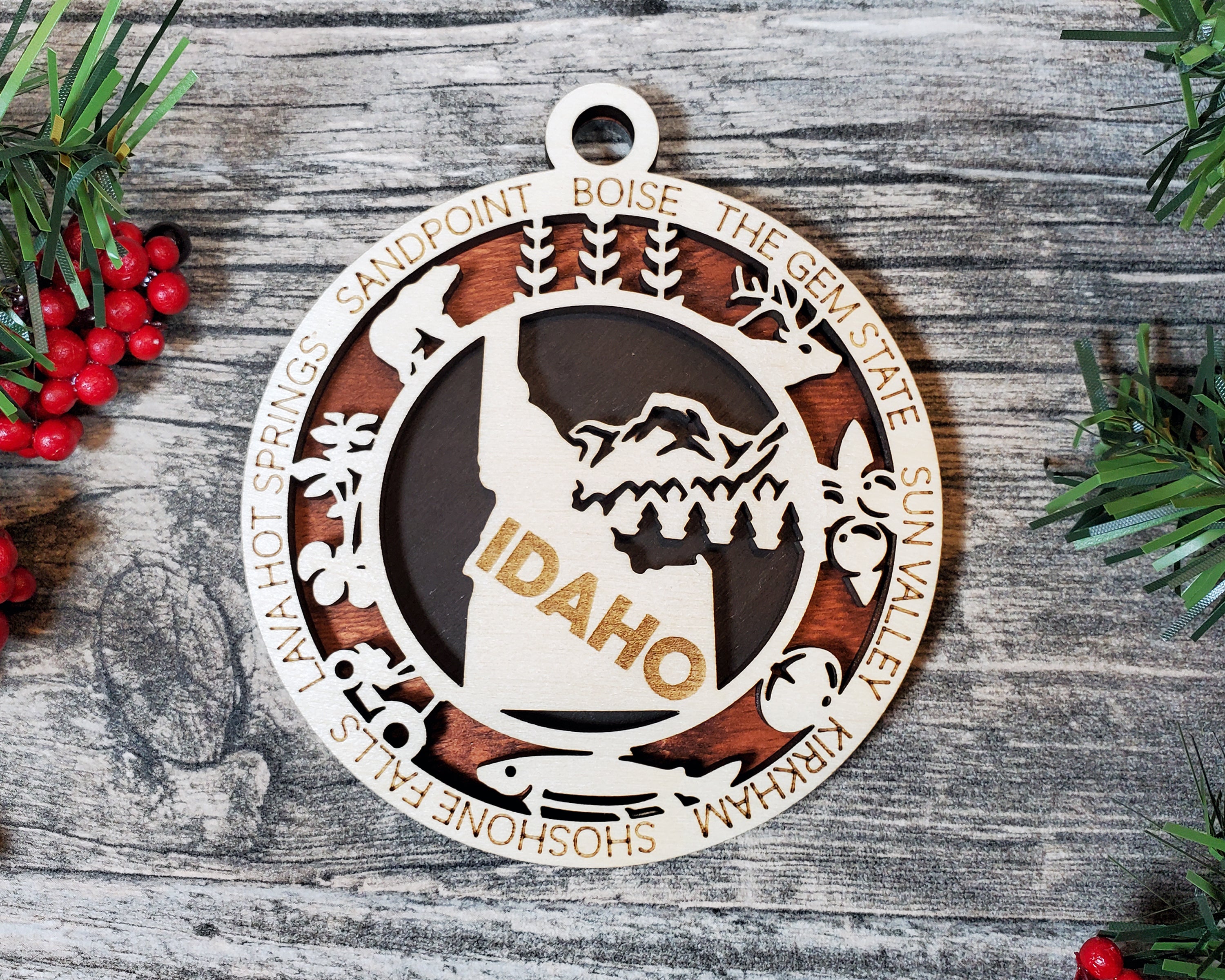 USA 3D State Shape Ornaments - Handcrafted American Made Home Decor Gifts, Unique Travel Souvenirs, State Pride Decor, Gift for Travelers