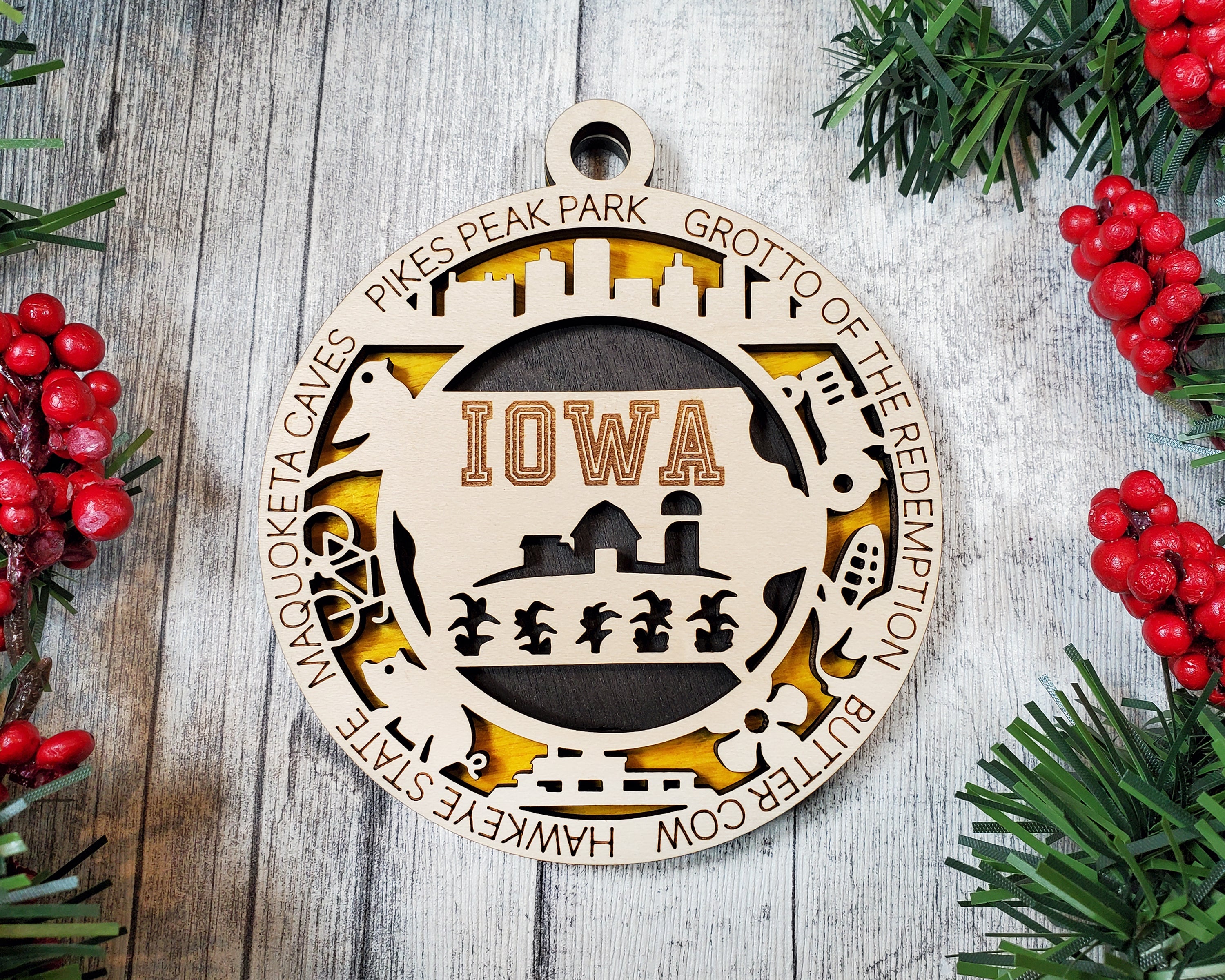 USA 3D State Shape Ornaments - Handcrafted American Made Home Decor Gifts, Unique Travel Souvenirs, State Pride Decor, Gift for Travelers