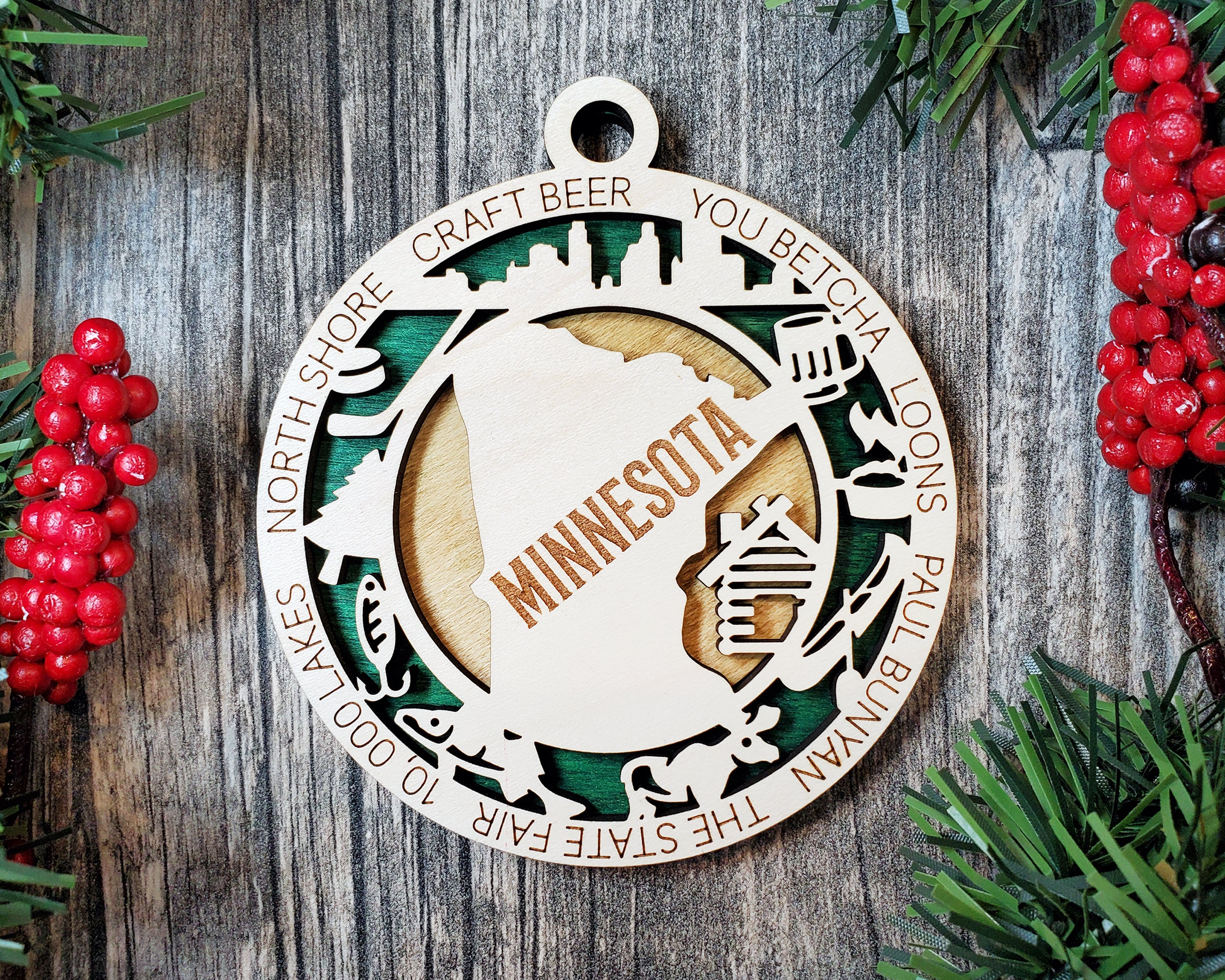 USA 3D State Shape Ornaments - Handcrafted American Made Home Decor Gifts, Unique Travel Souvenirs, State Pride Decor, Gift for Travelers