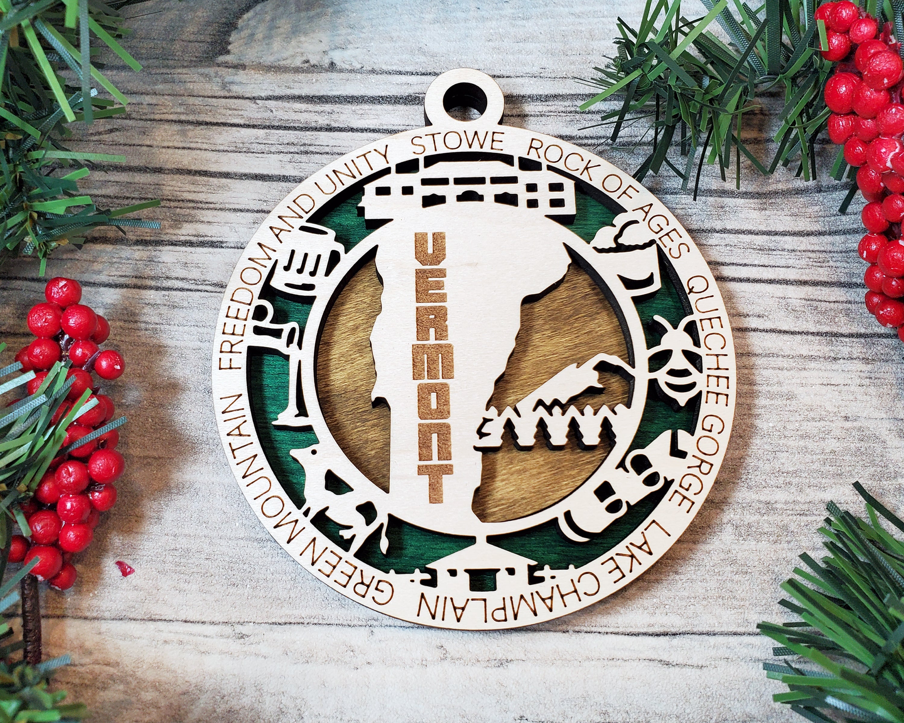 USA 3D State Shape Ornaments - Handcrafted American Made Home Decor Gifts, Unique Travel Souvenirs, State Pride Decor, Gift for Travelers