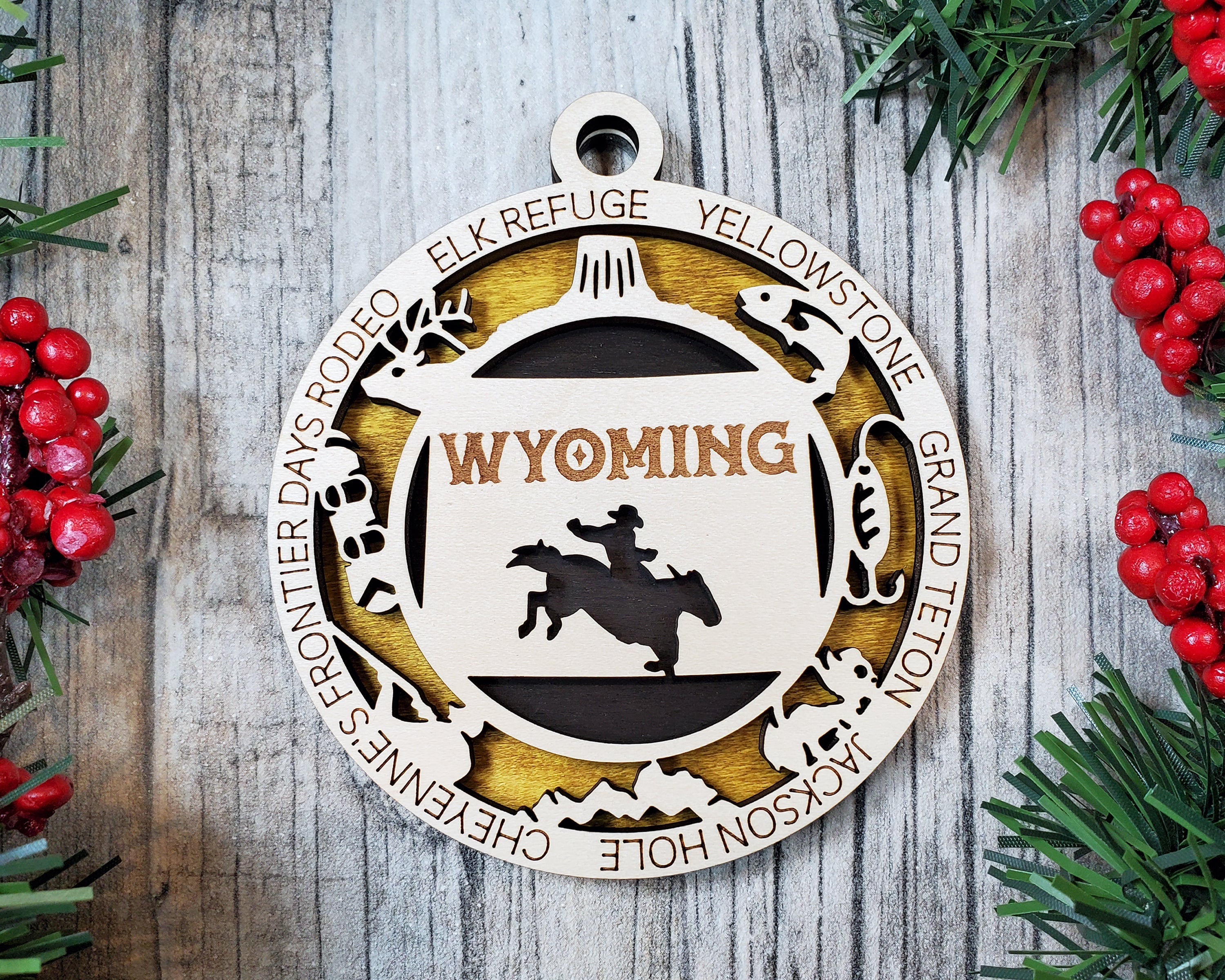 USA 3D State Shape Ornaments - Handcrafted American Made Home Decor Gifts, Unique Travel Souvenirs, State Pride Decor, Gift for Travelers